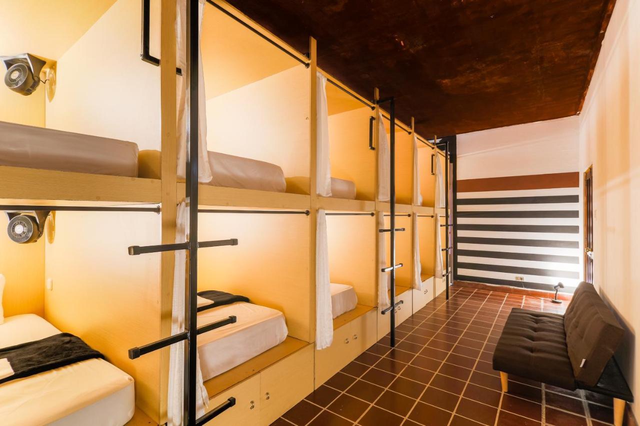 Capsule Hostel Città del Guatemala Esterno foto
