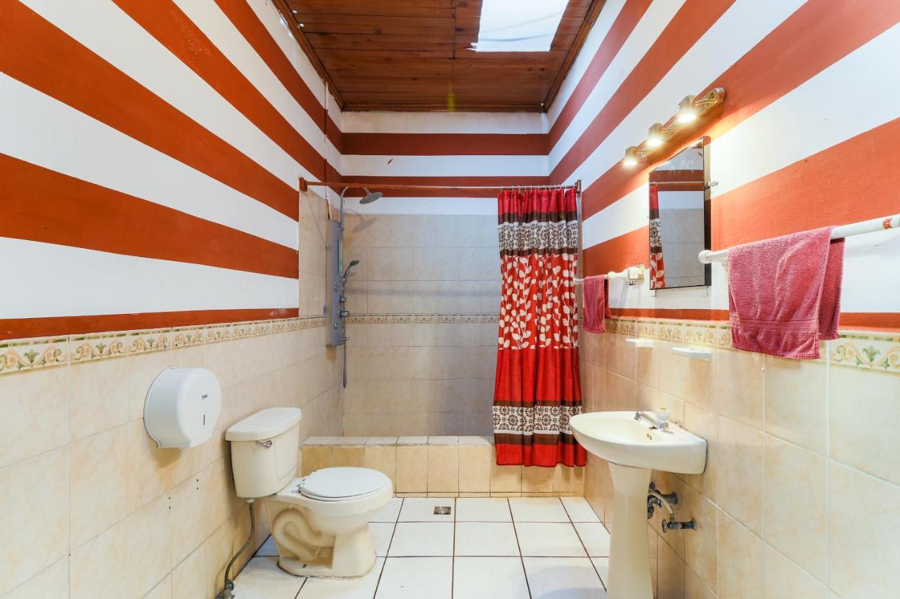 Capsule Hostel Città del Guatemala Esterno foto