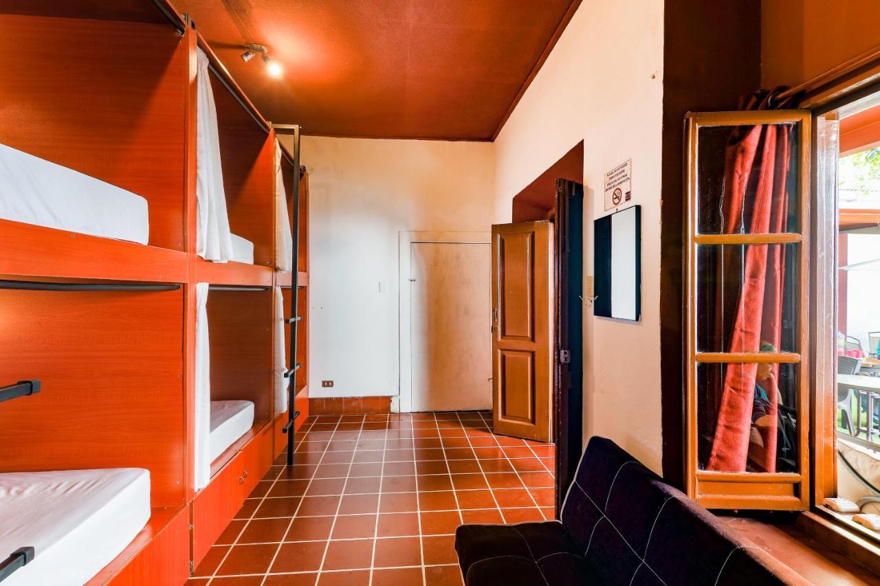 Capsule Hostel Città del Guatemala Esterno foto