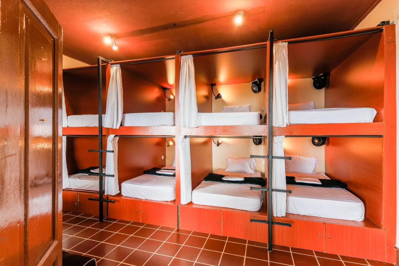 Capsule Hostel Città del Guatemala Esterno foto